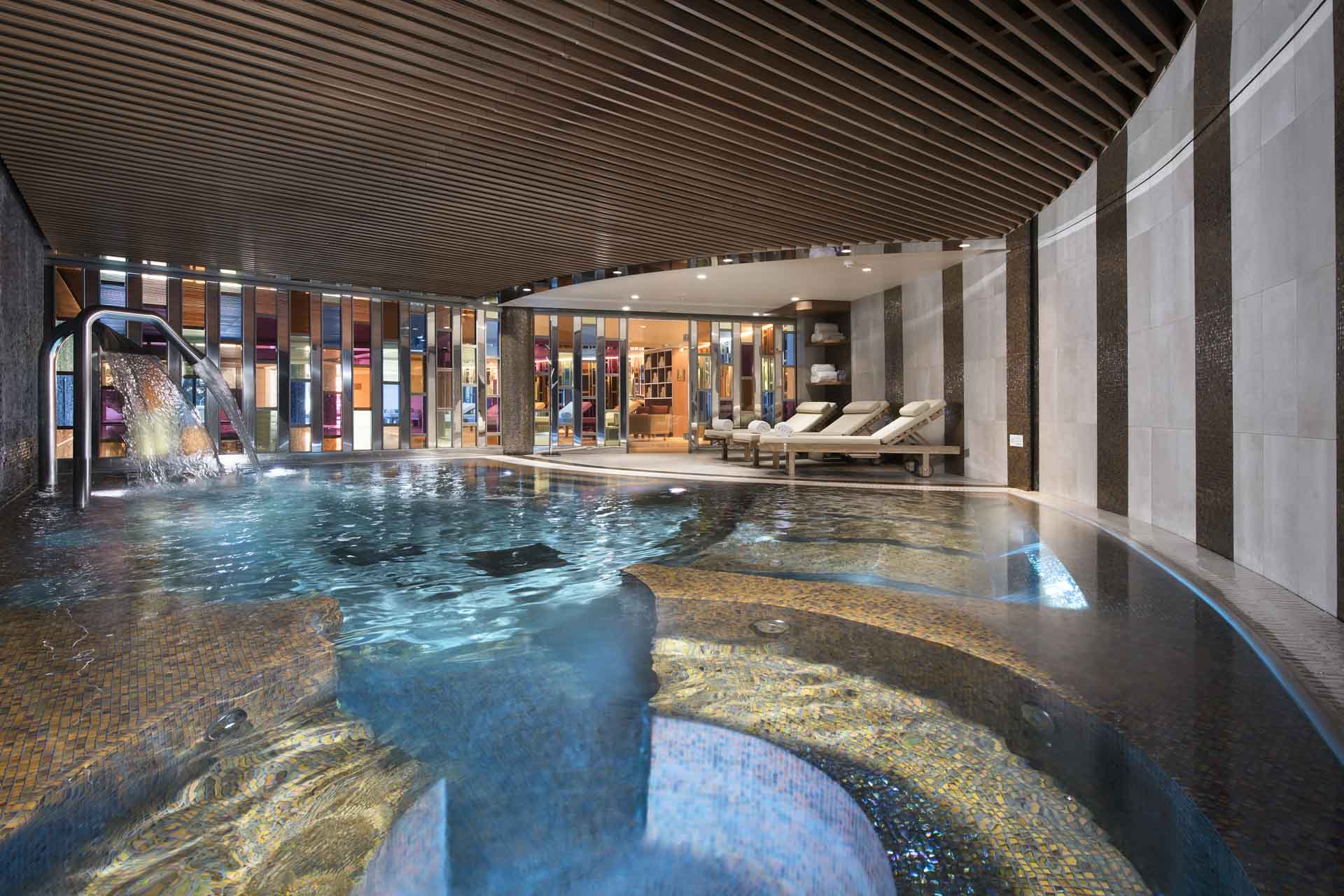 Parmi les hôtels spa des Alpes, l’Hôtel Barrière Les Neiges Courchevel