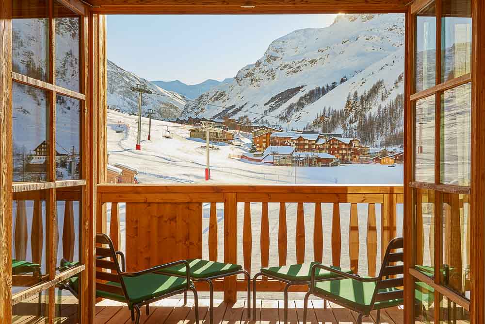 Airelles Val d’Isère - Mademoiselle : vue sur le front de neige © DR