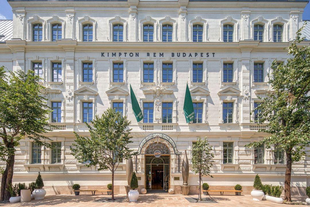 Parmi les plus beaux hôtels de Budapest, le Kimpton BEM Budapest