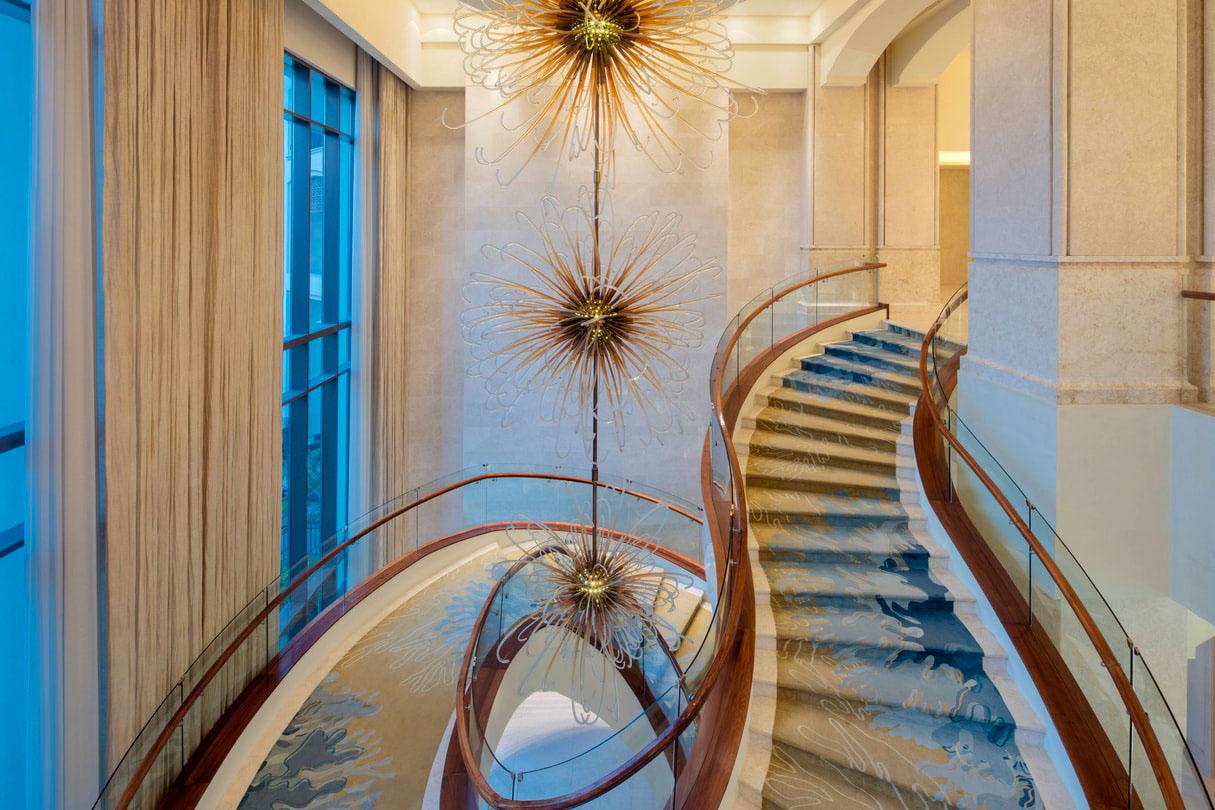 St Regis Saadiyat Island Resort - Grand Escalier