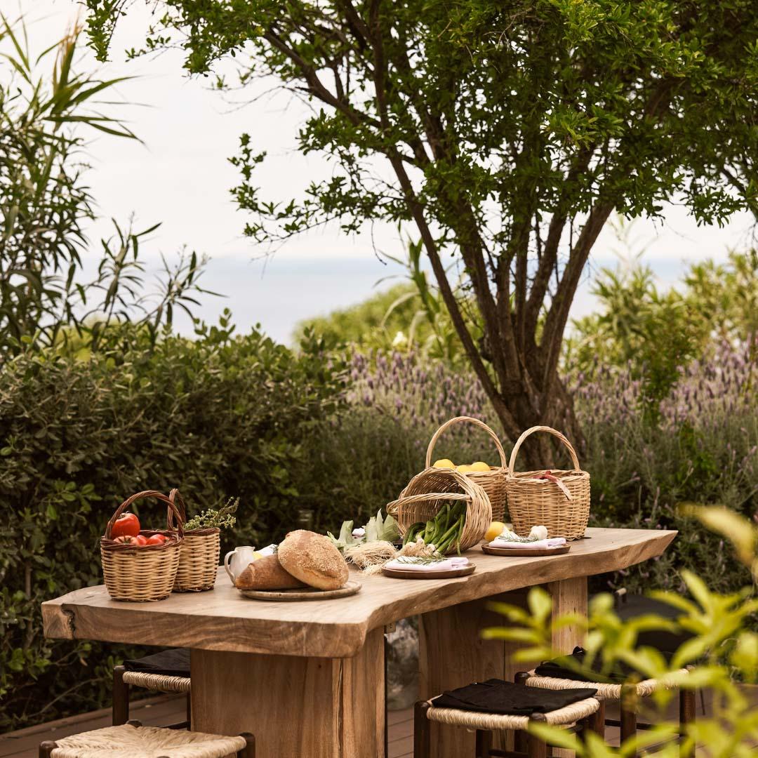 Un bel hôtel à Mykonos, Bohème