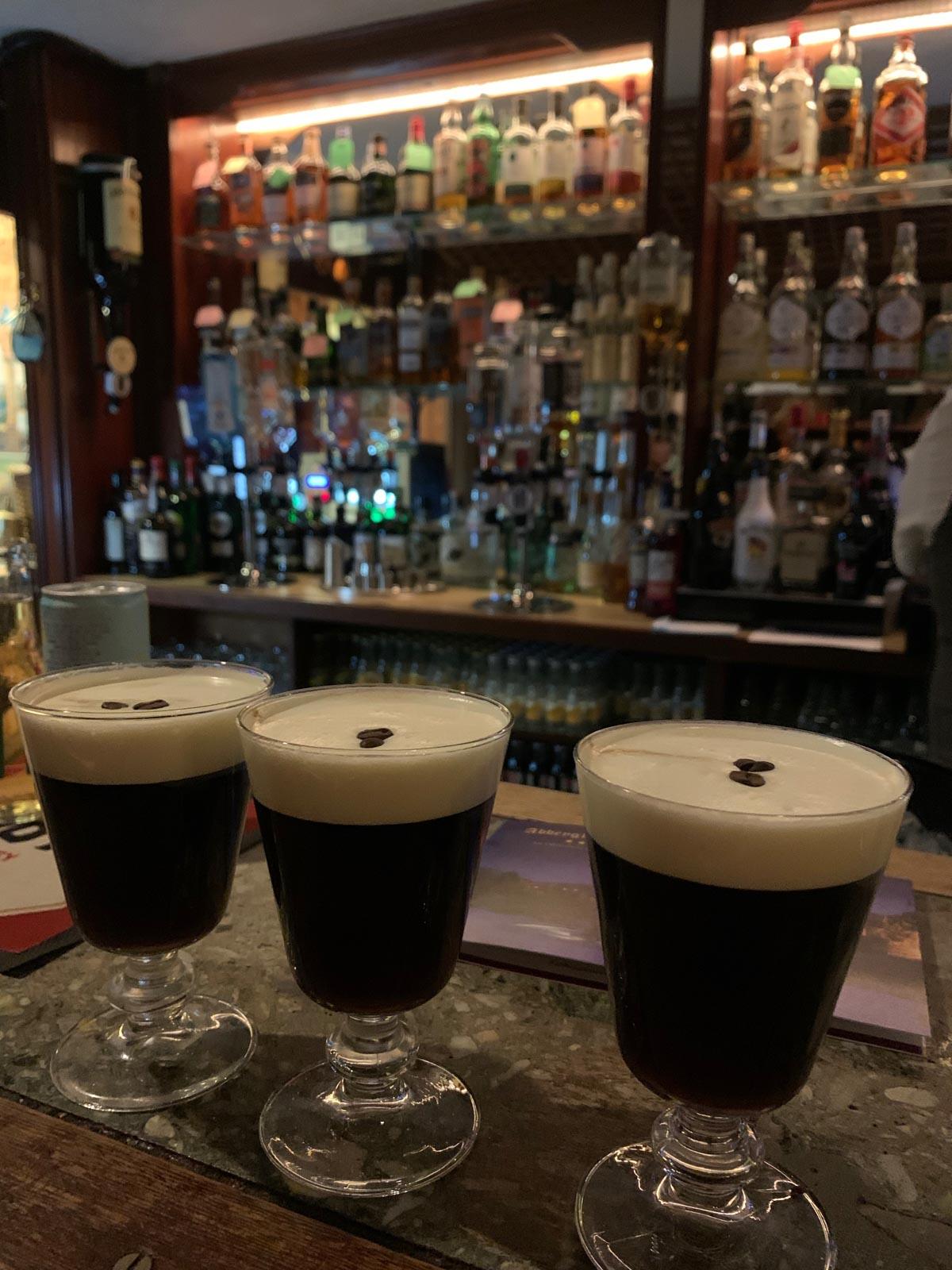 Pas de road trip en Irlande sans Irish coffee © PG