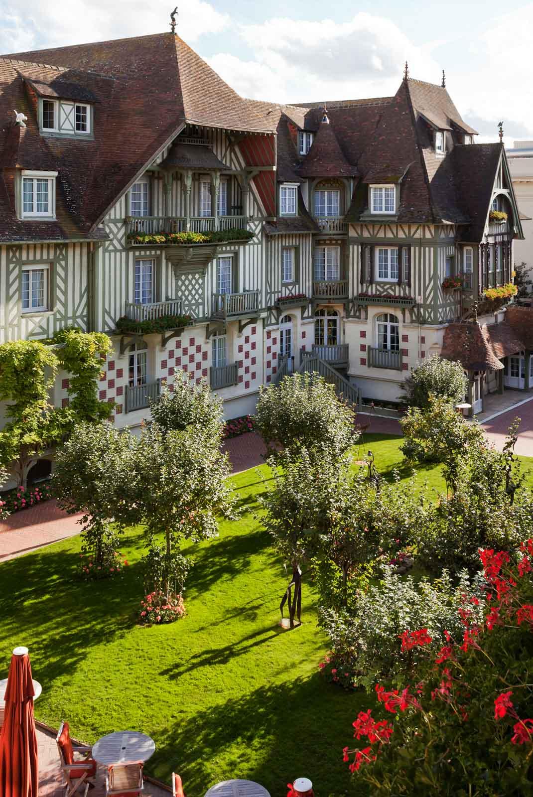 L’hôtel Le Normandy pour des vacances chics en France © Barrière