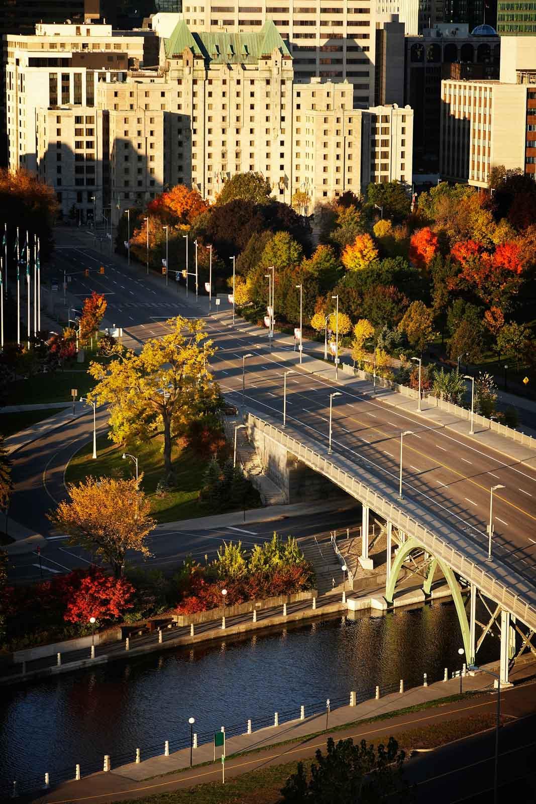 Lord Elgin Hotel