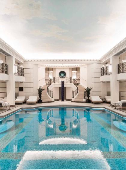 Top 5 des hôtels avec spa pour s'offrir une escapade romantique à Paris -  Blog Secret de Paris - Hotel & Spa Paris