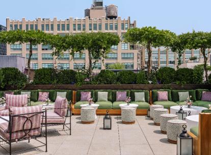 Le Vaux, rooftop du Barrière Fouquet's New York, ouvre pour l’été 