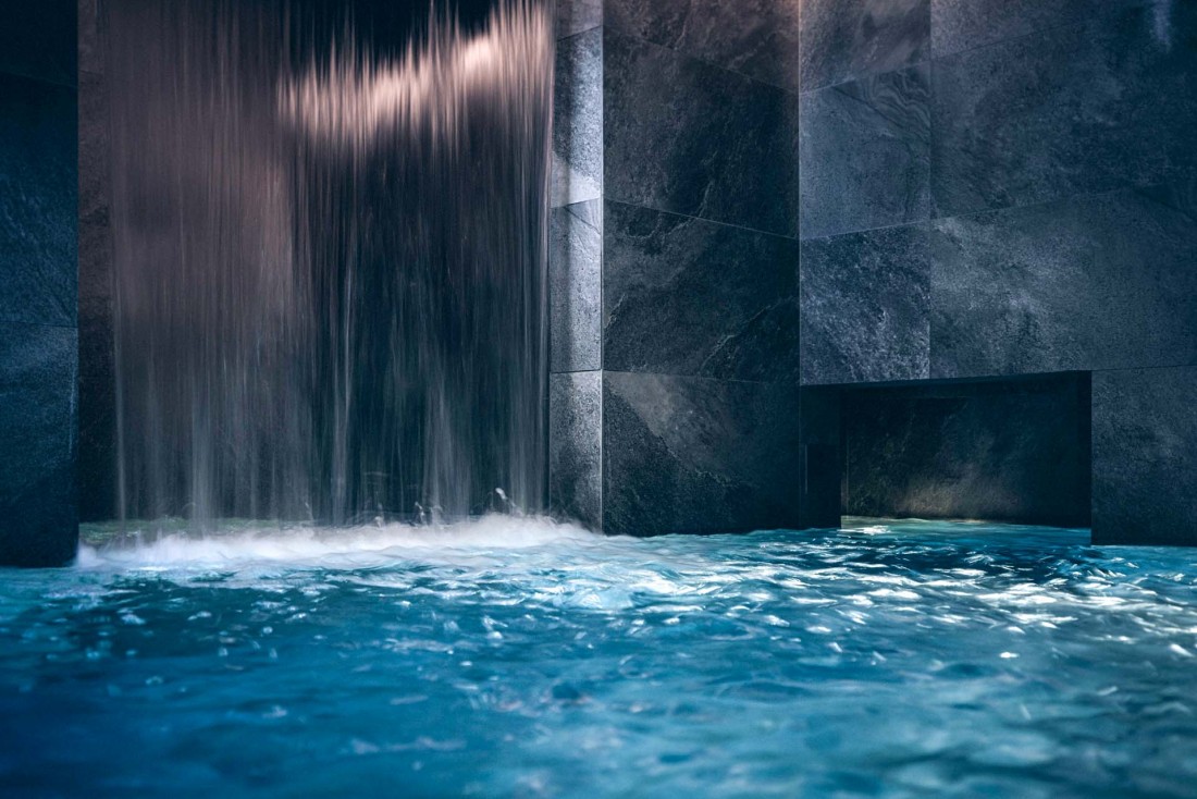 La salle cascade du Yonaguni Spa © Nis&For