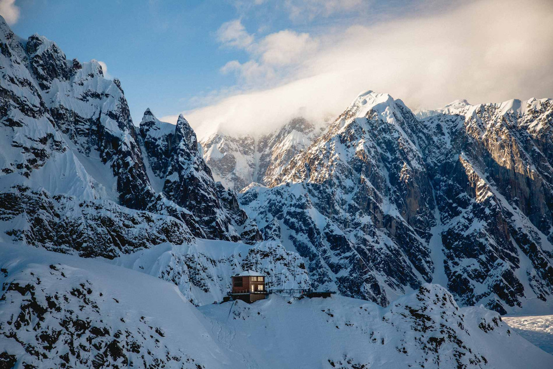 Le Sheldon Chalet, un hôtel extraordinaire et insolite en Alaska