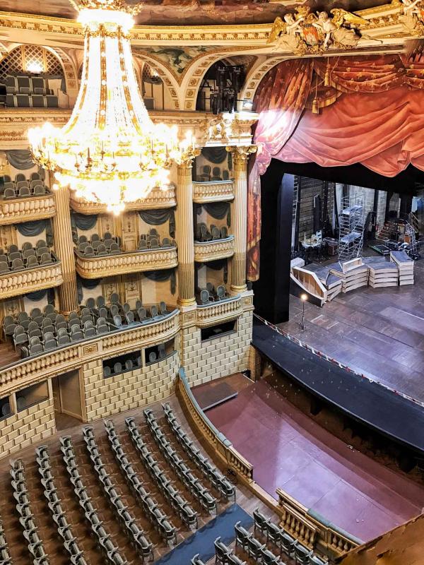 À l'intérieur du Grand-Théâtre de Bordeaux, l’une des plus belles salles de spectacle du XVIIIème siècle © YONDER.fr