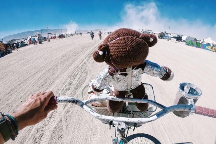 Promenade à vélo à Burning Man 2019 © Eelco Bohtlingk