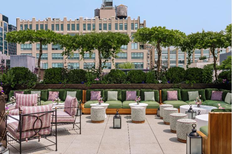 Le Vaux, rooftop du Barrière Fouquet's New York, ouvre pour l’été 